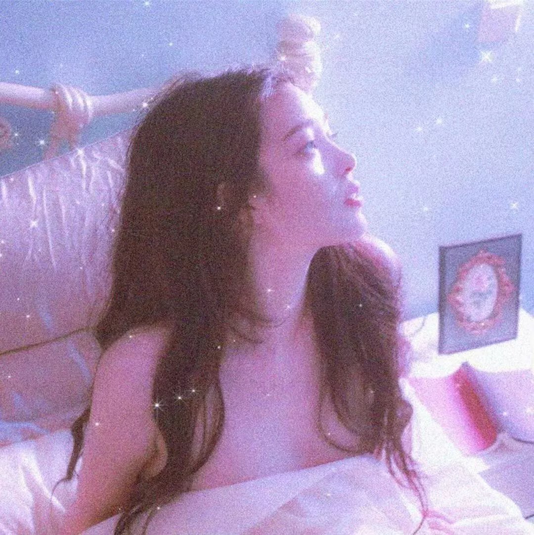 阳台上的女人们